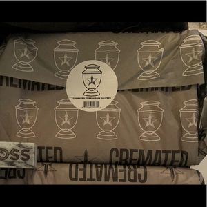 Jeffree Star Cremated Palette